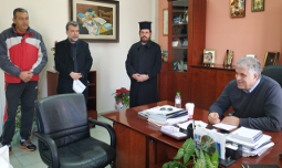 Επίσκεψη του ΓΕΛ Προαστίου στο Δημαρχείο Παλαμά για φιλανθρωπικούς λόγους